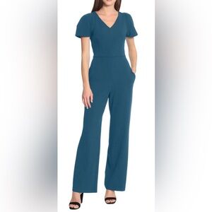 J608. MAGGY LONDON LOGAN JUMPSUIT Size 4 NWT deep Lagoon